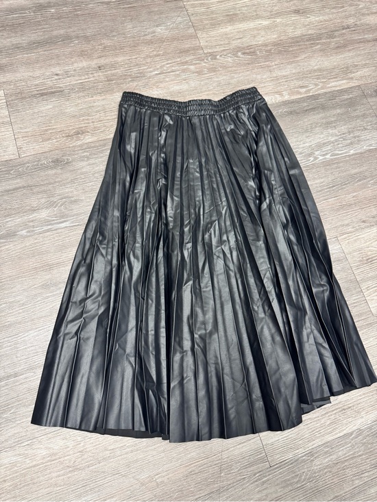 Max Studio Dresses & Skirts - Max Studio Black Pleated Faux Leather Midi Skirt